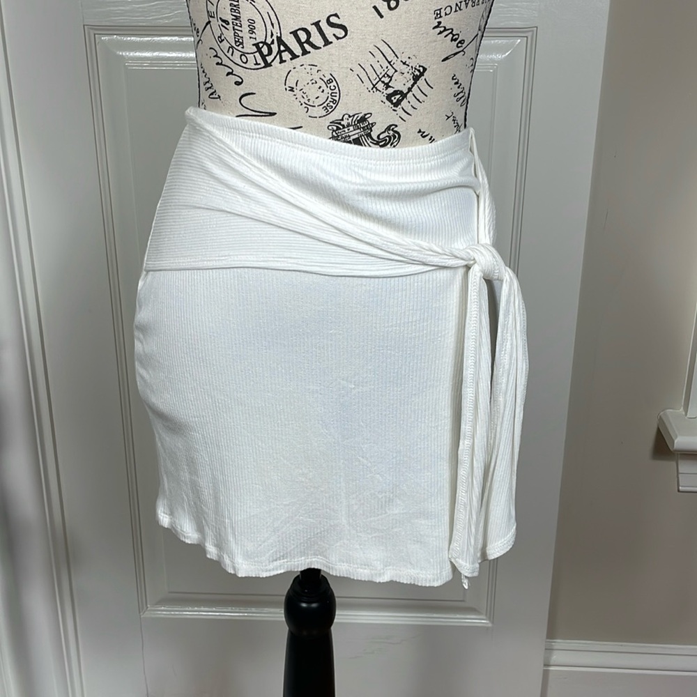 White Ribbed Mini Skirt